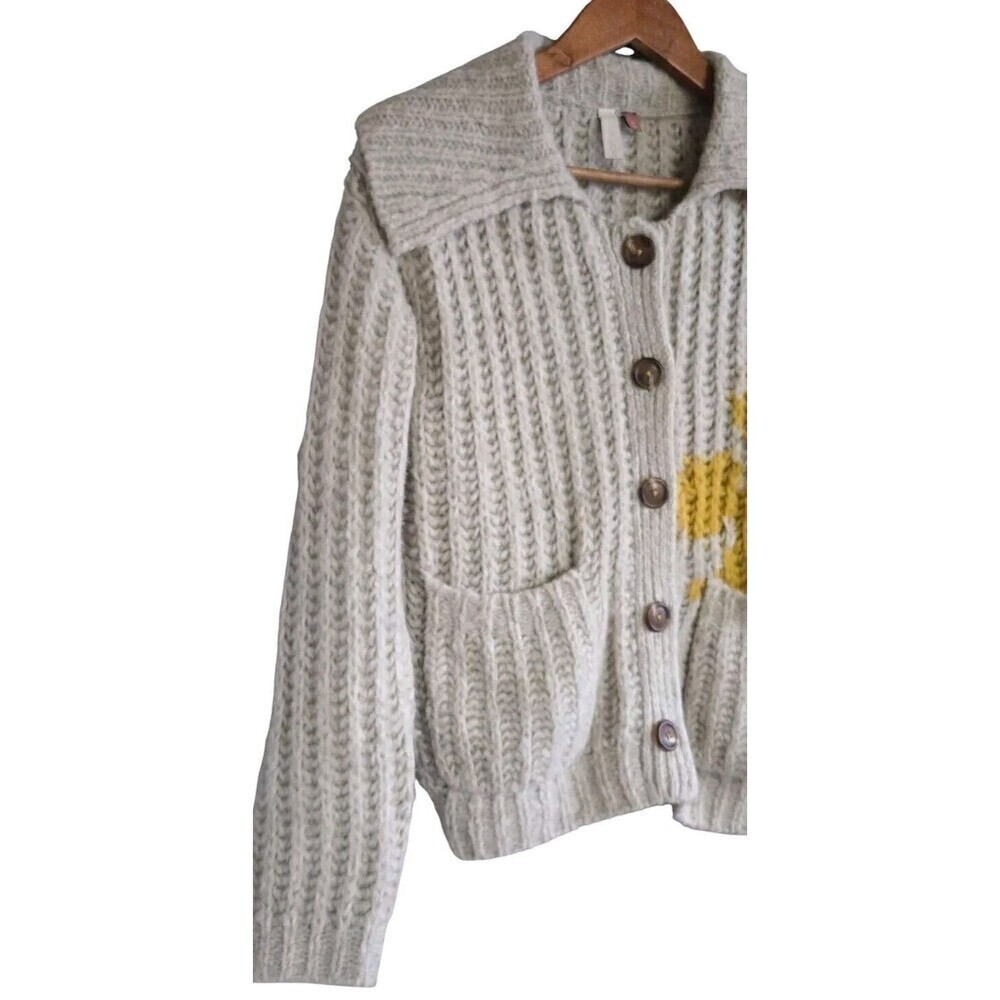 Anthropologie Pilcro Wool Flower Cardigan Sweater Womens XS Tan Cheerful Smile - Picture 5 of 8